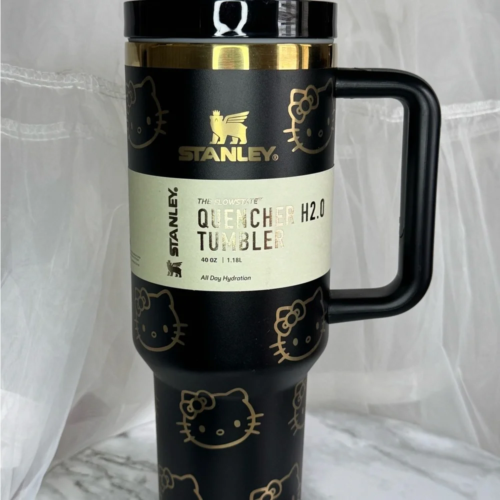 Stanley Black and Gold Hello Kitty Tumbler - Picture 3 of 6